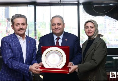 Başkan Mesut Özarslan Keçiörenli muhtarlarla bir araya geldi