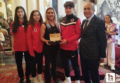 Gençlerbirliği Futbol A Takımı ve Kick Boks Takımı ödüle layık görüldü