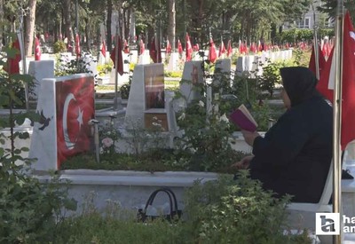 Kurban Bayramı arifesinde şehit yakınları kabir ziyaretinde bulundu