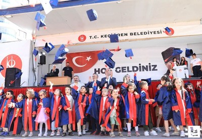Keçiören Belediyesi minik çocukların mezuniyet heyecanına ortak oldu