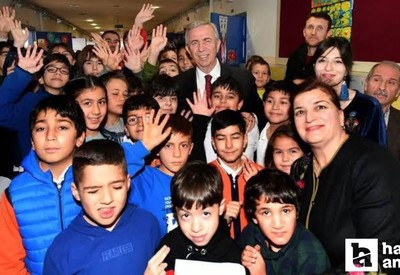 Mansur Yavaş'tan öğrencilere karne mesajı: Hepinizi yürekten kutluyorum