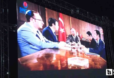 Sincan Belediyesi'nden Devrim Arabaları açık hava film gösterimi yapıldı