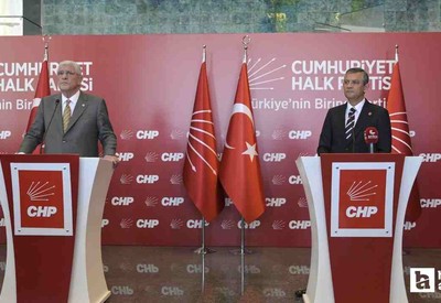 Özgür Özel ile Müsavat Dervişoğlu TBMM'deki Talat Paşa krizini görüştüler