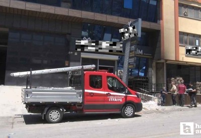 Altındağ'da mobilya imalathanesinde yangın: 1'ağır 3 yaralı!