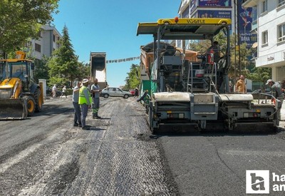 Etimesgut Belediyesi 30 Ağustos'ta kapsamlı bir asfalt serim çalışması gerçekleştirdi