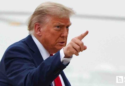 Trump Suriye'ye uygulanan yaptırımları kaldıran kararnameyi imzaladı