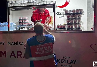 Kızılay orman yangınlarından etkilenenlere kumanya desteği veriyor
