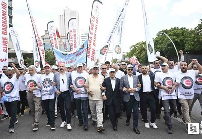 Ankara'da miting yapan işçiler toplu sözleşme teklifini kabul etmiyorlar