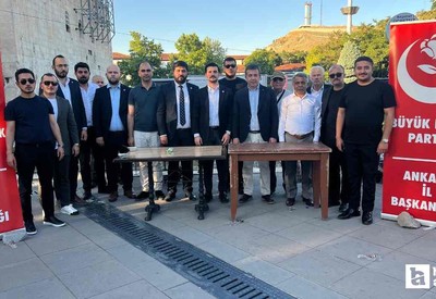 BBP Ankara İl Başkanlığı Hacı Bayram Veli Camii'nde aşure dağıttı