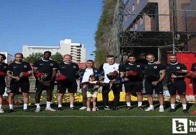 Minik taraftardan Gençlerbirliği'ne çiçek jesti!