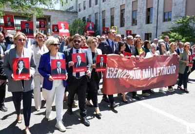 CHP'den ses getiren yürüyüş: Vekiller TBMM'den Adalet Bakanlığı'na yürüdü