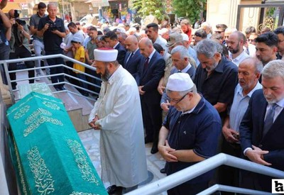 Ankara'daki bina yangınında vefat eden anne ve oğlu Kahramanmaraş'ta defnedildi