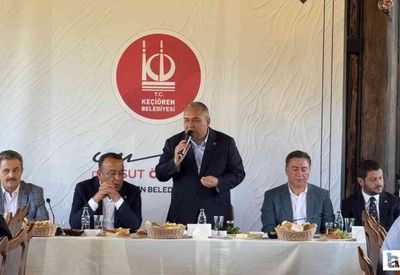 Keçiören Belediye Başkanı Mesut Özarslan muhtarla bir araya geldi