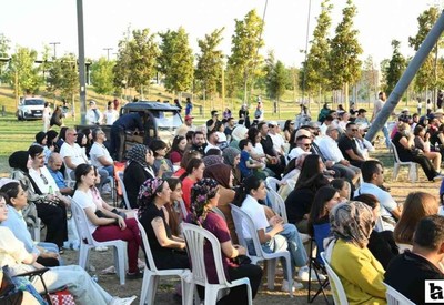 Kahramankazan Belediyesi, Filelerin Sultanları için dev ekran kurdu