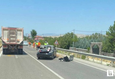 Beypazarı'nda trafik kazasında otomobil sürücüsü yaralandı