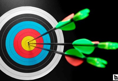 Sincan Belediyesi'nin Okçuluk Kursu ile çocuklar eğlenirken ata sporunu öğreniyor