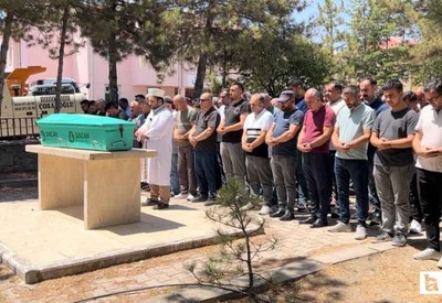 Ankara'da trafik kazasında hayatını kaybeden 15 yaşındaki kız son yolculuğuna uğurlandı