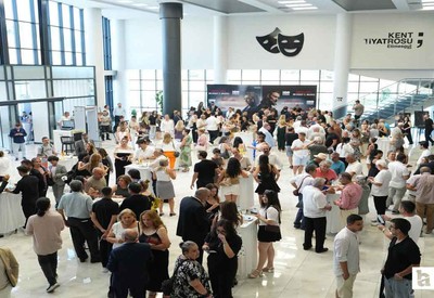 'Çekiç ve Gül: Bir Behzat Ç. Hikayesi' ön gösterimi Etimesgut Belediyesi'nde gerçekleştirildi