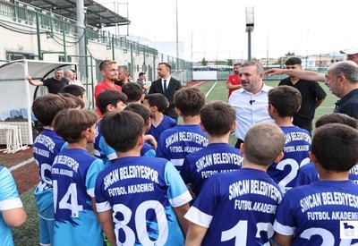 Sincan Belediyesi'nin Yaz Futbol Okulu başlıyor