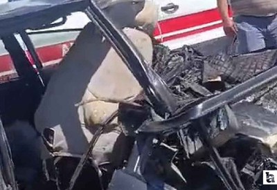 Nallıhan'da iki otomobil çarpıştı: 1 ölü, 4 yaralı!
