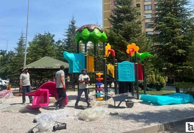 Etimesgut Belediyesi parklar için çalışmalarına devam ediyor