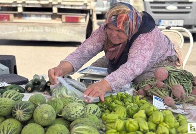 Sincan Belediyesi'nin üretici köylü pazarları haftanın 5 günü hizmet veriyor