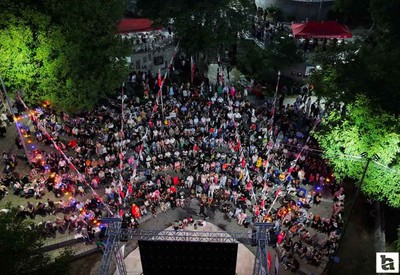 Keçiören Belediyesi'nin açık hava sineması mahalle kültürünü canlandırdı