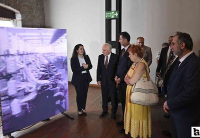 Ankara'da Cumhuriyetin 102. yıl dönümü için hazırlanan fotoğraf sergisi açıldı!