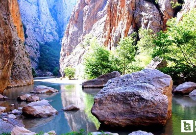 Bu saklı cennet Ankara'ya sadece 1 saatlik uzaklıkta! İçinden Irmak akan kanyon