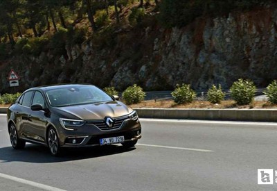 Renault Megane Sedan ay sonu fiyatlarıyla satışta