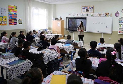 Yeni eğitim öğretim yılı başladı, 18 milyon öğrenci ders başı yaptı