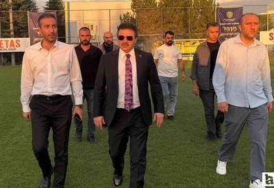 Karatepe’nin ilk antrenmanını Yiğiner ve Başkan Tekin’de izledi! Yiğiner başarı diledi