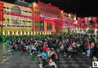 Keçiören Belediyesi, 12 dev adamın final maçını dev ekranda yayımlayacak!