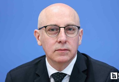 Almanya'da iç istihbaratın başına Türk asıllı isim getirildi