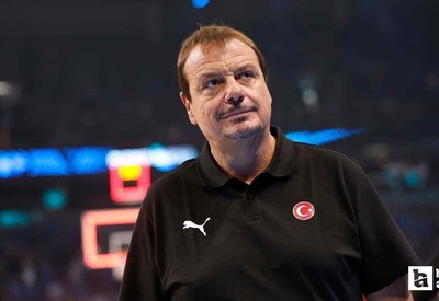 Ergin Ataman EuroBasket 2025'in en iyi başantrenörü seçildi