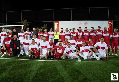 Ankara'da 19 Eylül Gaziler Günü'ne özel dostluk maçı düzenlendi