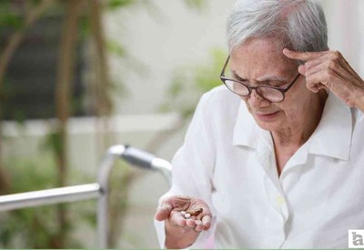 Alzheimer'de erken tanı hastalığın ilerlemesini engelleyebiliyor