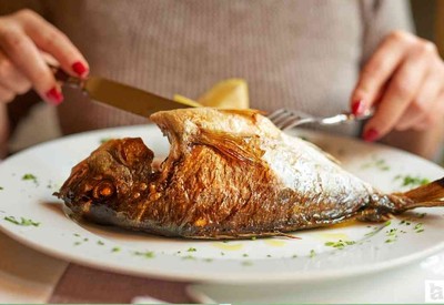 Kronik hastalıklardan korunmak için haftada 2 kere yemek gerekiyor!