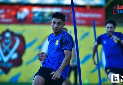Hasan Nazarov U19 takımıyla maçlara başladı