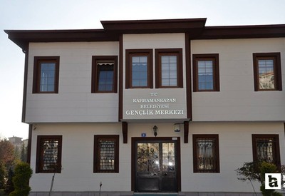 Kahramankazan Belediyesi Gençlik Merkezi'nden bağlama kursu!