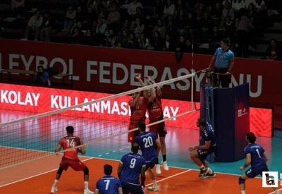 Cumhuriyet Kupası'nda ilk finalist Ziraat Bankkart oldu