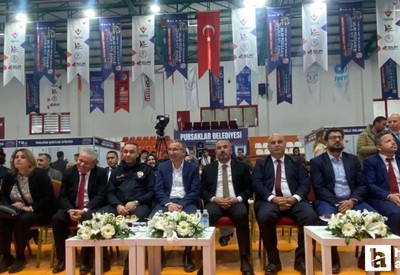 Pursaklar Belediyesi'nin düzenlediği TÜBİTAK 4007 Bilim Şenliği başladı