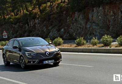 Renault Megane Sedan için ayakları yerden kesen fiyatlar