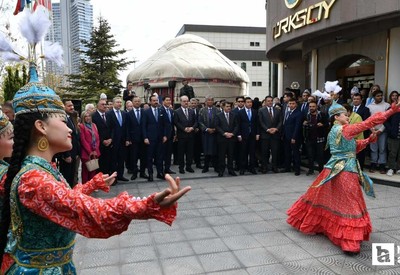 Ankara'ya kardeşliğin simgesi Kazak Yurt Çadırı hediye edildi