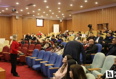 Etimesgut Belediyesi çalışanlarına 'Kamuda Etik Eğitimleri' verildi