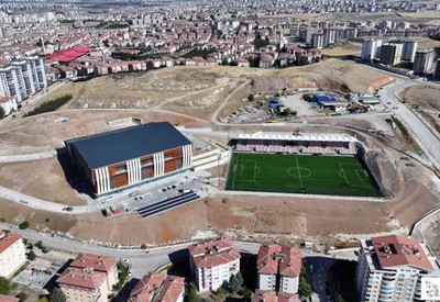 Sincan Belediye Başkanı Murat Ercan Sincan Spor Kompleksi'ni inceledi