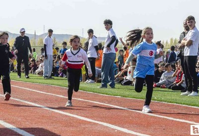 Kahramankazan'da 350 öğrenci Cumhuriyet Koşusu'na katıldı