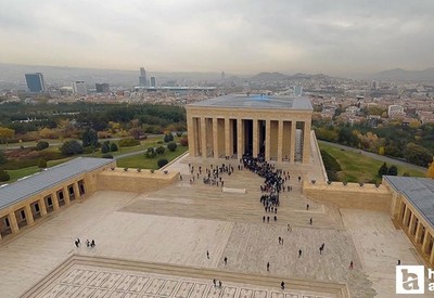 Anıtkabir'de yürürken buna dikkat edin! Bilerek böyle yapılmış