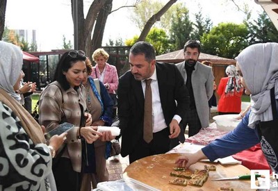 Büyükelçi eşleri Endemik Vadi'de misafir edildi!