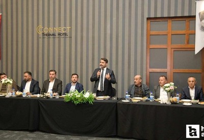 Kahramankazan Belediye Başkanı Çırpanoğlu, ilçedeki muhtarlarla buluştu